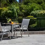 Ohana Otel