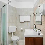 Ohana Hotel