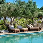 Ohana Hotel Kriopigi