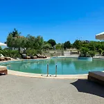 Ohana Hotel Kriopigi